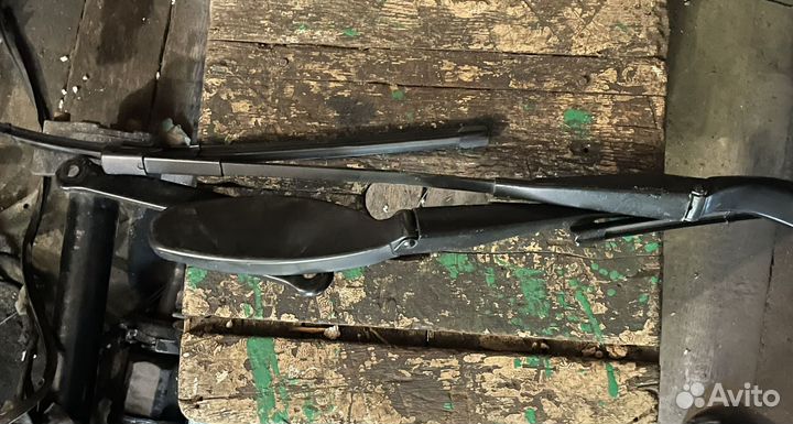 Поводок стеклоочистителя Mercedes Benz GLC X253