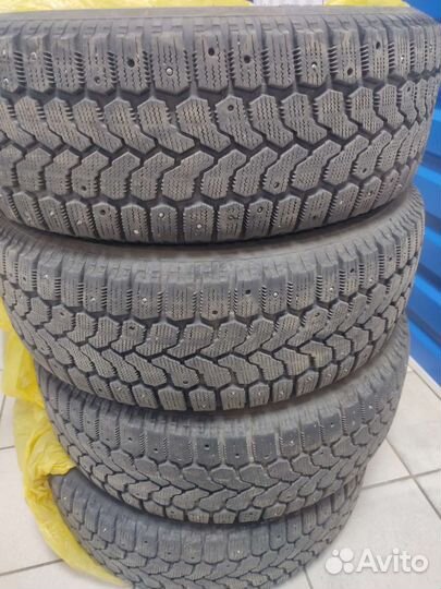 Yokohama F700Z 215/60 R17