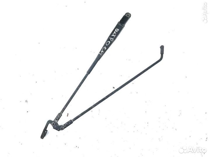 Поводок дворника Citroen C1