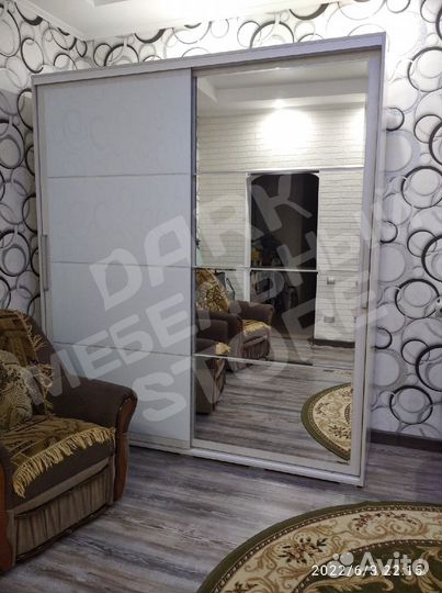 Шкаф-купе 200