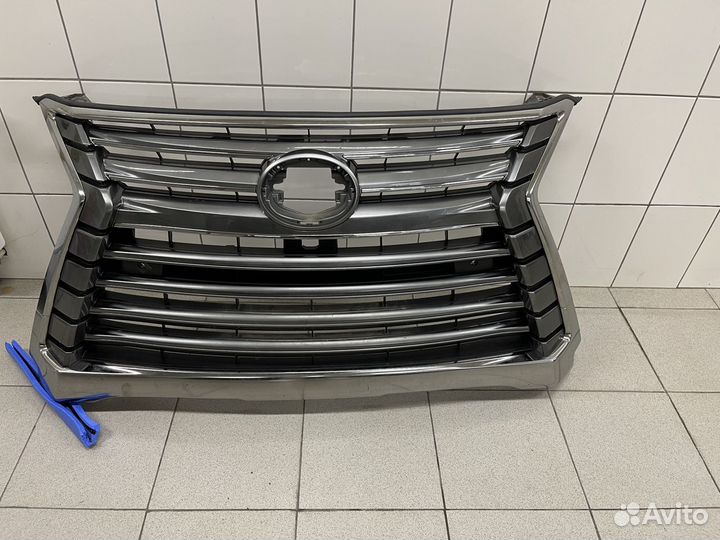 Решетка радиатора Lexus lx 570