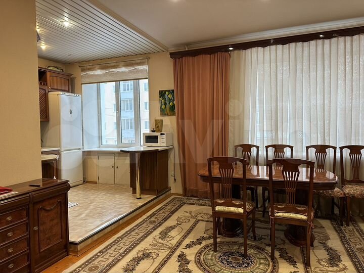 3-к. квартира, 71 м², 2/5 эт.