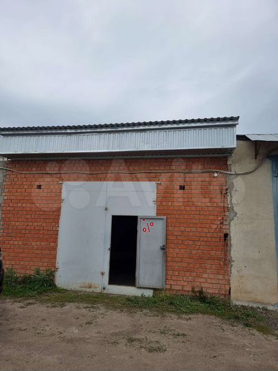 Гараж, > 30 м²