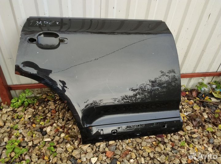 Задняя правая дверь Фольксваген Тоуарег 1 7L Touar