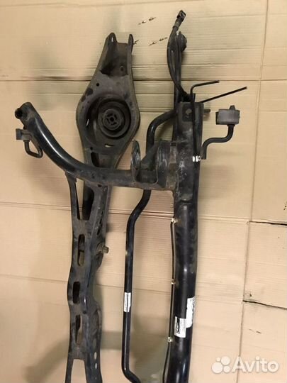 1K0500049 Задняя балка VW Golf VI