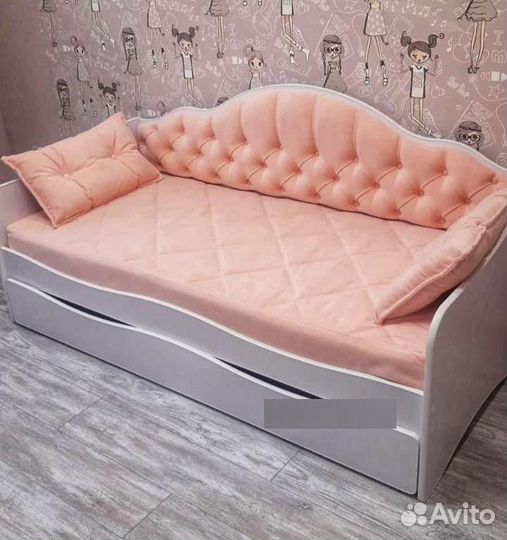 Кровати диваны с ящиком или с 2м спальным местом