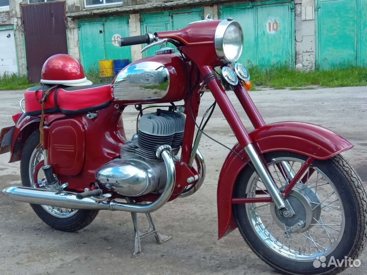 Ява - 360 - Старушка