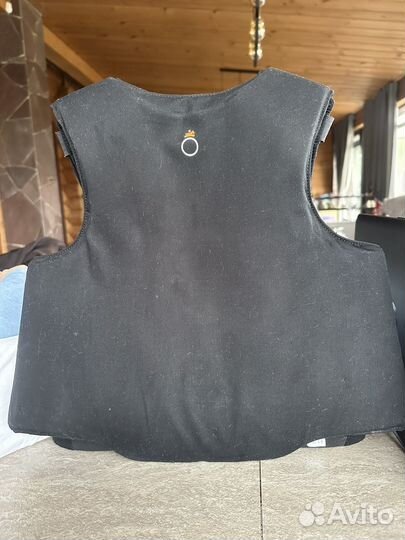 Защитный жилет для конного спорта Fouganza