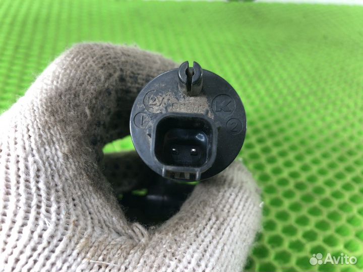 Насос омывателя лобового стекла Volvo XC60