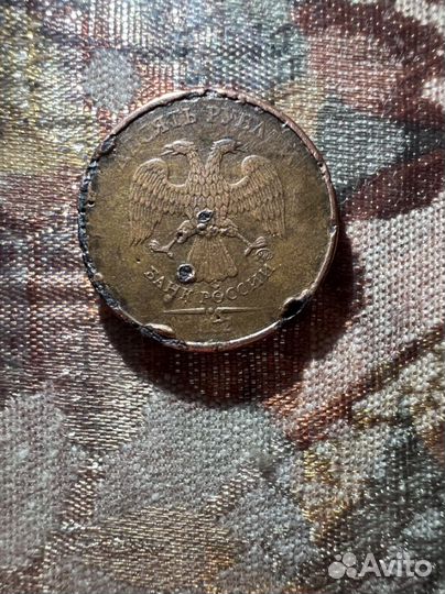 Манета брак все дефекты видно на фото