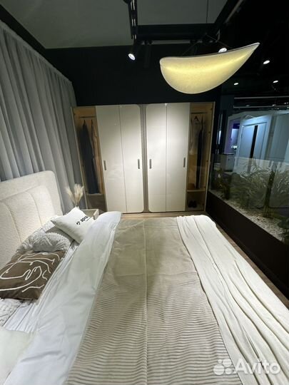 Шкаф распашной новый