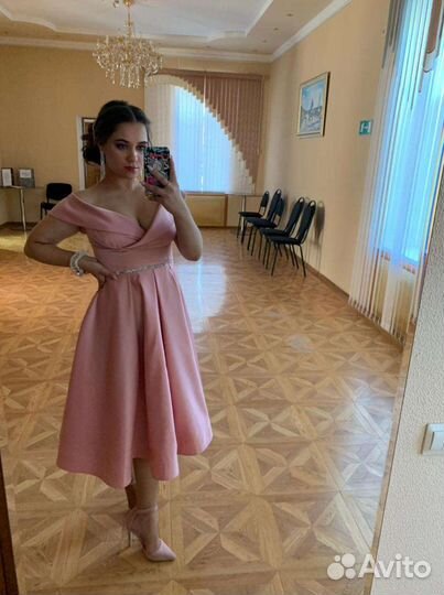 Вечернее платье