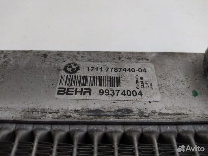 Б/У Б/У Радиатор (основной) behr 17117787440 BMW