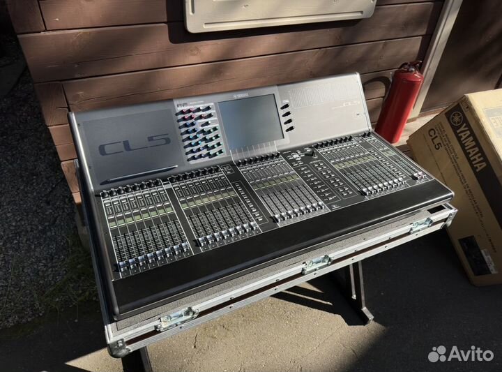 Цифровая Микшерная Консоль Yamaha CL5