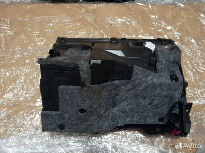 Бардачок англия Mercedes-Benz GLC-Класс X253/C253