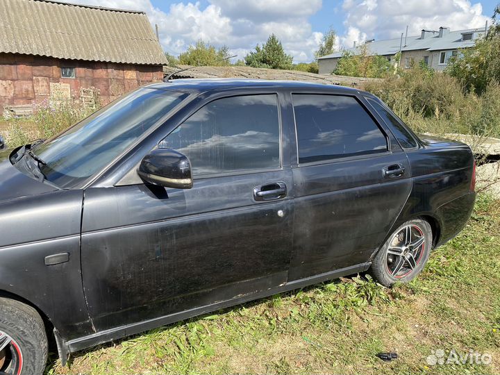 LADA Priora 1.6 МТ, 2012, битый, 250 000 км