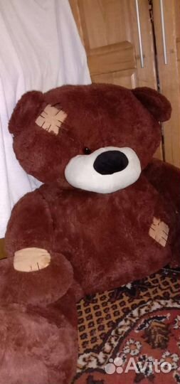 Отдам большого плюшевый мишка