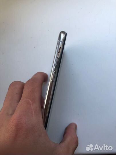 Телефон iPhone X / обмен