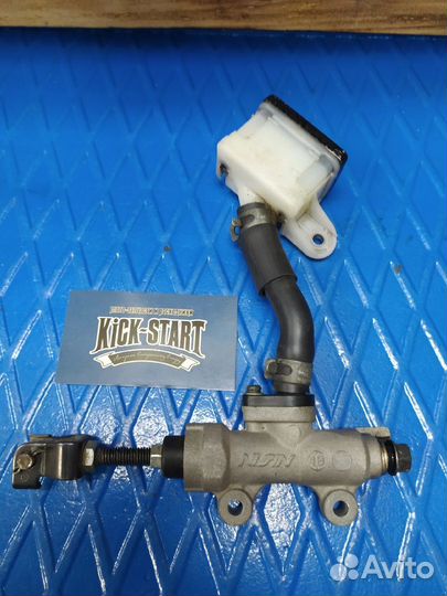 Задний тормозной цилиндр Honda VFR800F VFR800 RC79