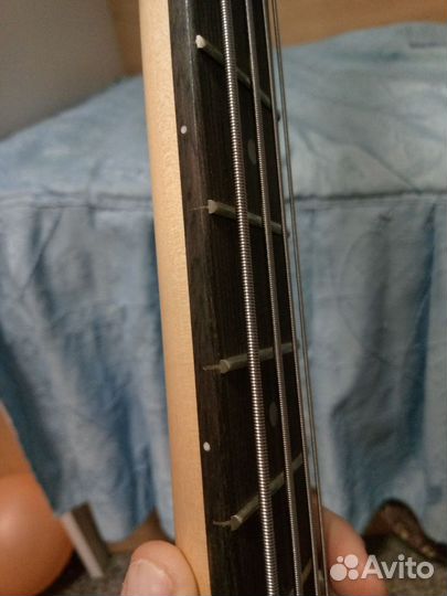 Басс гитара,4 струны