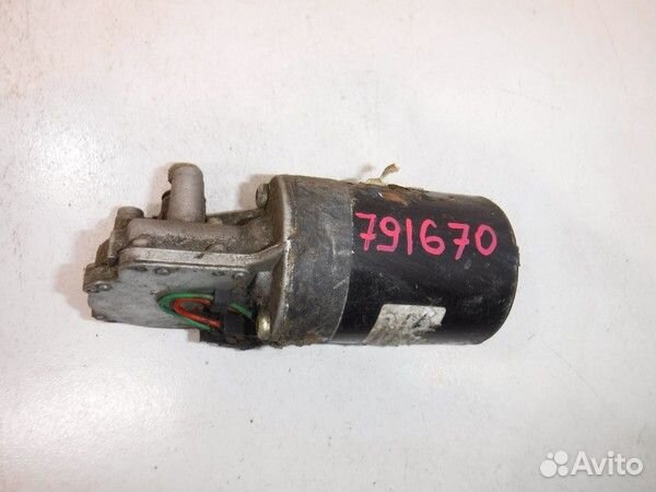 Моторчик стеклоочистителя передний