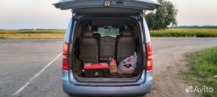 Hyundai Grand Starex 2.5 AT, 2010, битый, 226 120 км