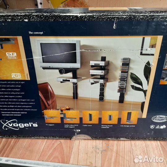 Настенный кронштейн с полкой под TV