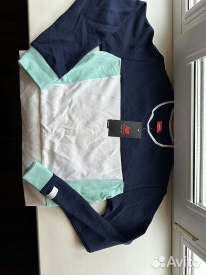 Свитшот new balance