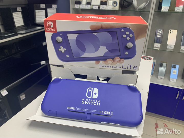 Nintendo Switch Lite с играми