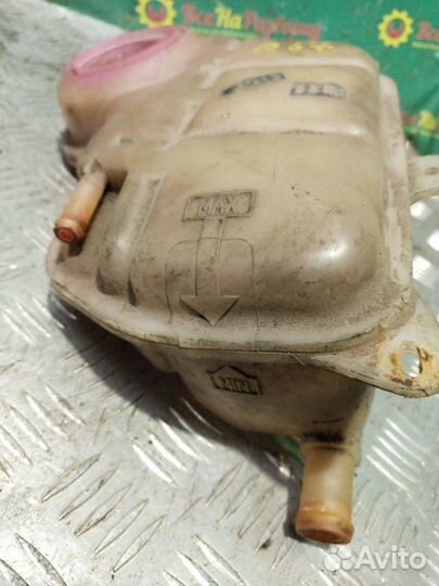 Бачок расширительный Volkswagen Passat B5+ седан