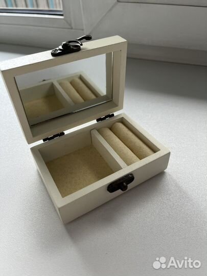 Шкатулка для украшений дерево новая