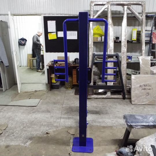 Уличный тренажер жим ногами AVU012