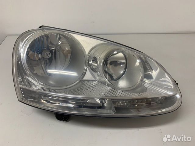 Фара передняя правая Volkswagen Jetta 5 2005-2011