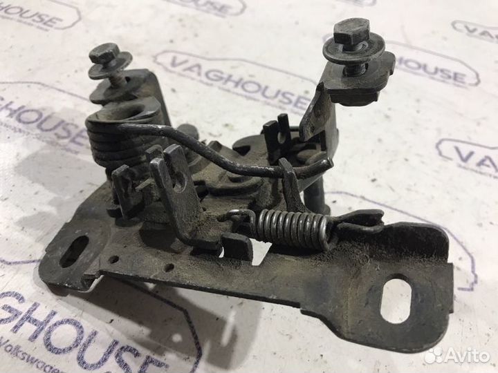 Замок капота Audi A6 C5 4B 2000