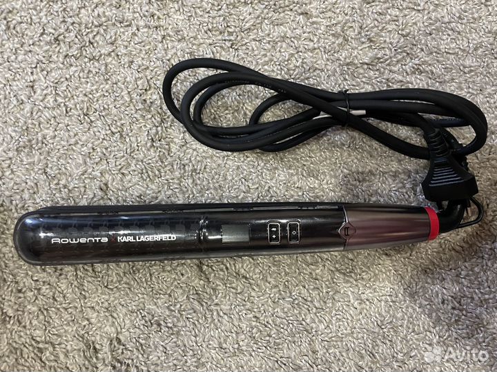 Выпрямитель для волос новый