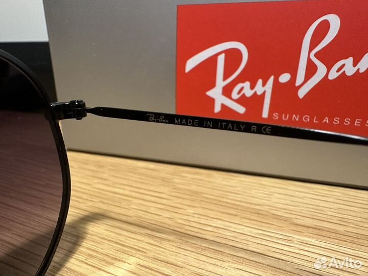 Солнцезащитные очки ray ban