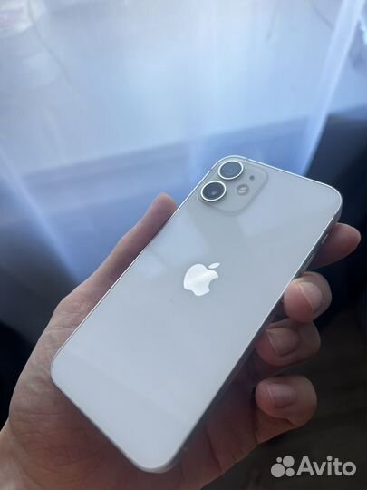 iPhone 12 mini, 64 ГБ