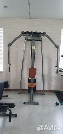 Тренажёр Баттерфляй - задние дельты (стек 100кг.)
