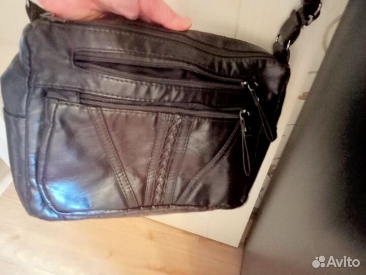 Новая кожаная сумка