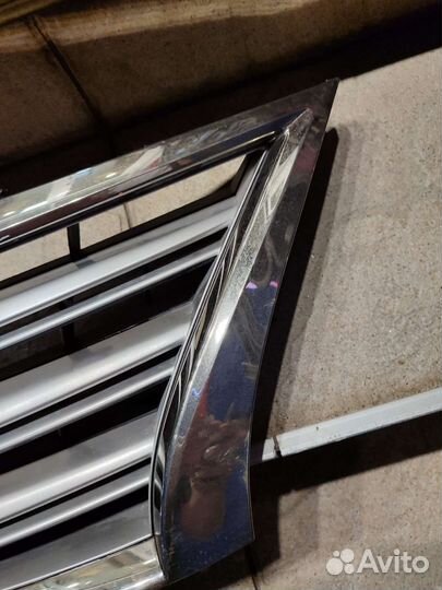 Решетка бампера на ниссан сентра B 17