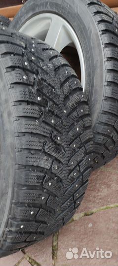 Toyo Observe Ice-Freezer 215/50 R17 91T