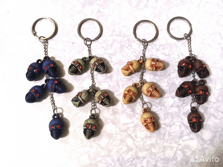 Брелок черепа