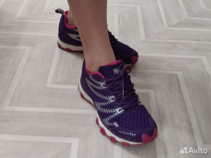 Кроссовки женские Toread