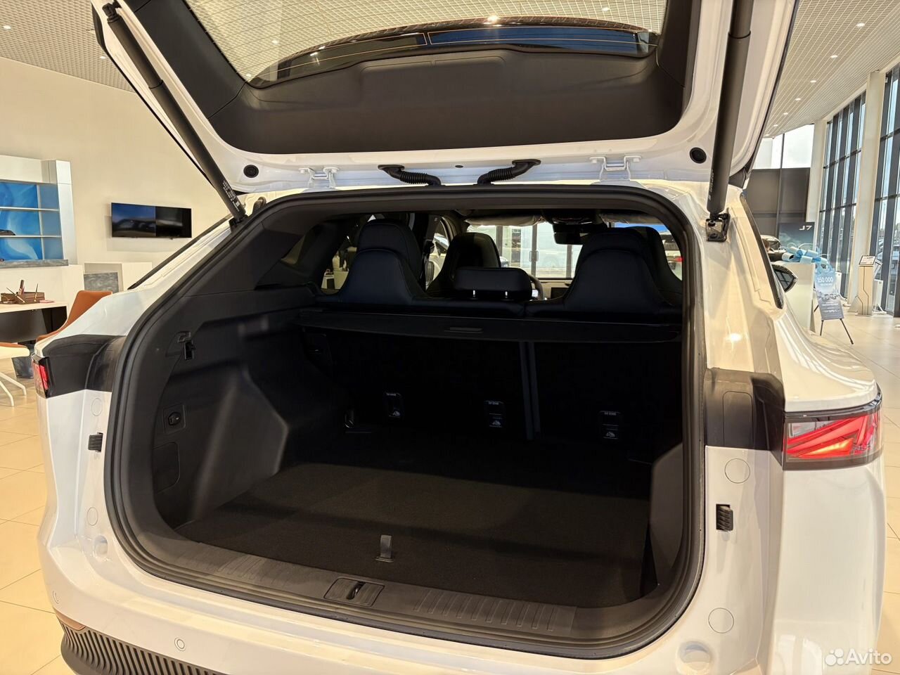 OMODA C7 1.6 AMT, 2026