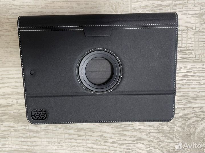 Чехол на iPad