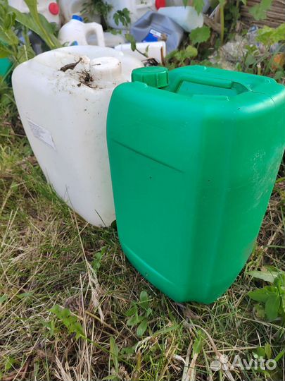 Канистра пластиковая 25 литров