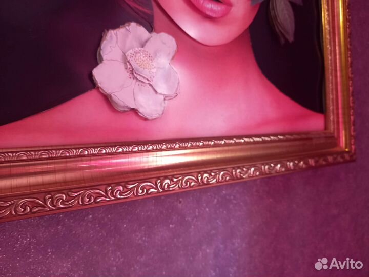 Картина девушка в технике папертоль