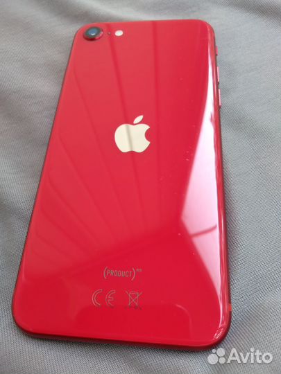 iPhone SE, 64 ГБ