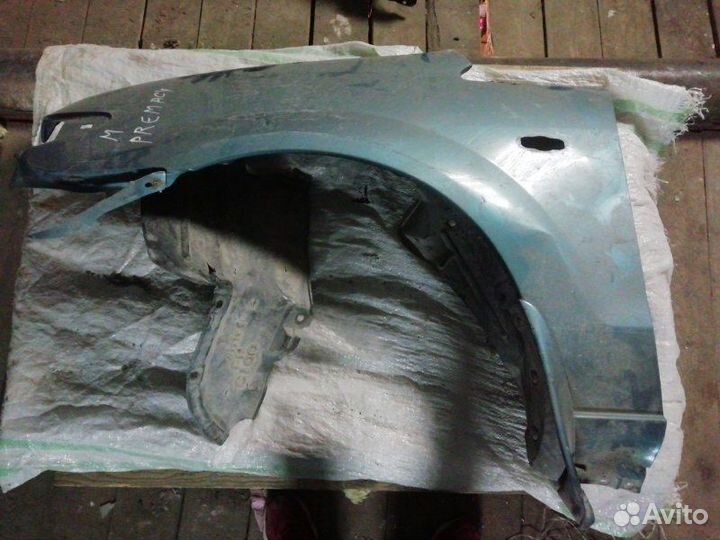 Крыло переднее левое Mazda Premacy