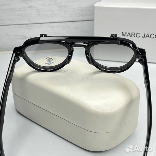 Солнцезащитные очки marc jacobs